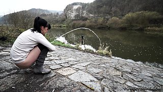 Amateur teen girlfriend outdoor action with anal action