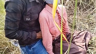 Desi Indian Village School Girl Jungle Sex Video, Indian Desi Girl Jungle Sex Viral MMS, Desi Village Sex Video