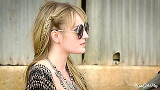 Scarlett Sage's Outdoor Heat Stroke in Sensual Bliss