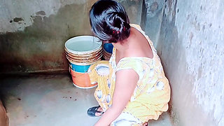 I went to bhabhi's house during summer vacation and enjoyed a lot with my lovely bhabhi, Full Hindi Viral Video