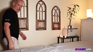 Shady Spa - babe porn