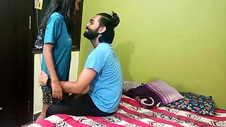 Juicy 18 Year Old Skinny Desi Girlfriend Sex