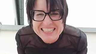 Milf Julie squirts with vaginal jewelry
