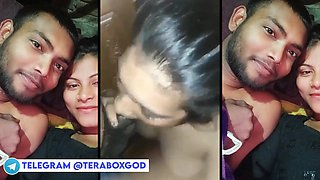 Young girl sucking and fucking desi chocolate cock
