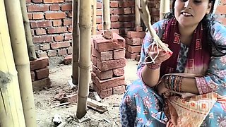 Women Labour Fuck With Labour Contractor
