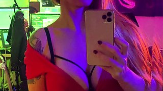 Blonde With Natural Big Boobs Loves Putting A Toy In Her