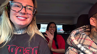 The Brazilian Gas Station Attendant Accepted to Be a Porn Actress and Showed Her Breasts in the Moving Car