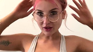 Big boobs milf masturbates with her dildo
