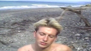 Ebony Amateur Got Cum All Over Her Pussy on the Beach