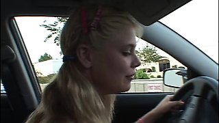 Little Summer Fingering At Car