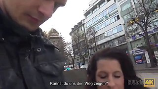 Hunt4k. thin miss wird für eine gute bezahlung in die hände eines reichen gentlemans gelegt