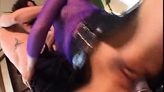 Amateur Blowjob Fun with Hot Body Brunette Babes