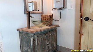 Sami White Dazzles in a Wild Bathroom Foursome