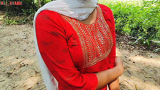 Desi Village girl tight pussy fuck in jungle, Beautiful indian desi Village girl sex in jungle