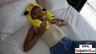 Amateur Sex Thai teenager Cherry wants more fun