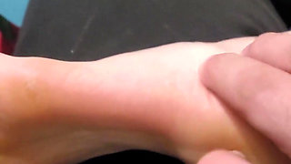 After a Foot Massage, My Stepsister Wanted to Take My Dick to Her Mouth, She Love My Dick, Cum in Her Mouth