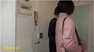 These Horny Lesbians Have Breakfast In Bed