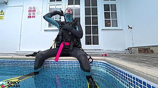 Scuba Wank & Underwater Orgasm