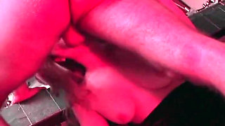 Seductive Brunette in the Bathroom: Passionate Oral Delight