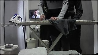 Desperate Housewifes, Its Not My Case. Having An Orgasm During A Normal Working Day At Home