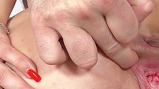 Gaping and Stretching of Beautiful Pink Pussy