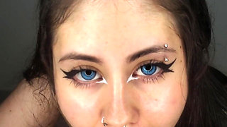 The Beautiful 18yo Loves Getting All the Cum From Cock