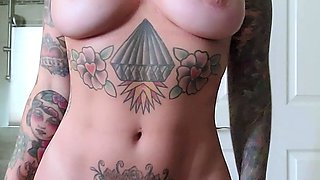 Amateur Webcam Babes Going Solo