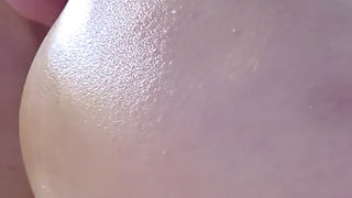 Ana Liz excites herself with her sexy tongue and licks and sucks her favorite plug