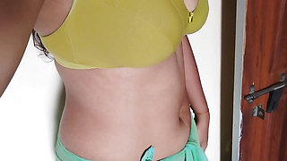 Desi indian stepmom showing her natural tits big ass desi aunty video homemade video