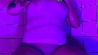 Amateur blondie solo anal masturbation
