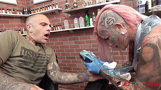 Cover-girl Sascha Ink's pawg action