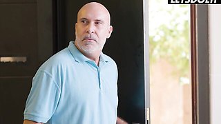 Stunner Yeri Blue and Niky Bimbodoll's argentinian action