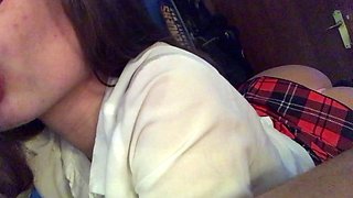 Amateur Blowjob Fun with Hot Body Brunette Babes