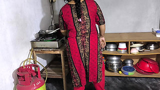 My Step Aunty Was Cooking so I Hugged Her and Started Fucking Her in the Ass.