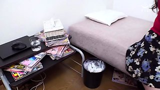 Amateur asian enjoys hardcore fuck in france