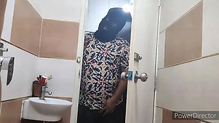 Mallu Girl Blow Job and Cum on Face with Brother-in-law in Shower