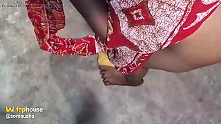 Indian Bhabhi Fucked by Father-in-Law on Highway Roadside in Jungle
