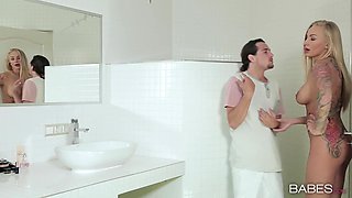 Tyler Nixon's Family Towel Moment in a Steamy Surprise