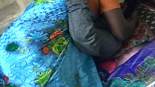 Village Aunty Hot Sex with Guy