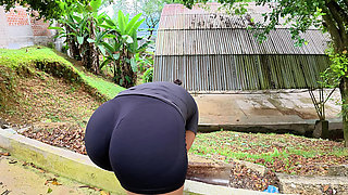 I HAVE AN ACCIDENT ON MY NEIGHBOR AND IN THE STREET AND I INVITE HER TO FUCK TO CURE HER