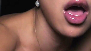 Chinese Hooker Tries BBC for the First Time