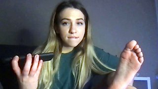 Webcam amateur tasha sky entertains a voyeurs foot fetish w