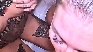 Double Piss Blowjob with My Bestfriend and Boyfriend