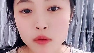 Brunette Couch Webcam Solo Fun Masturbating