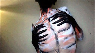 Natural brunette solo toying