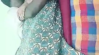 Desi Bhabhi Ki Hardcore Chudayi - 100% Homemade Hardcore with Cumshot