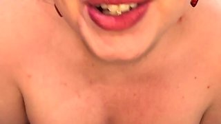 Hot amateur bbw stripping and masturbating