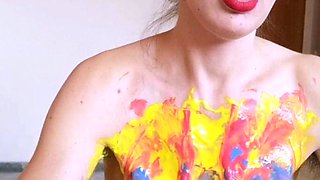 Close up amateur masturbating solo