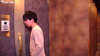 Seven Training Sessions with a Beautiful Neighbor: How an Innocent Boy Became a Pervert x1xBC0D238108B0F7CBF4