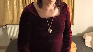 Masturbating and Comshot in Sexy Dress